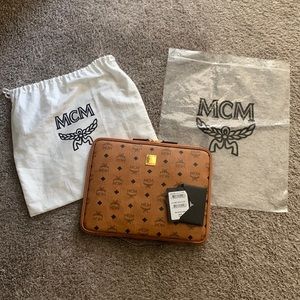 NWT AUTHENTIC MCM 11" iPad case in Visetos original